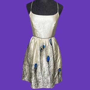 MATTY M Y2K Juniors M 100% silk white fit and flare racerback peacock 🦚 twee